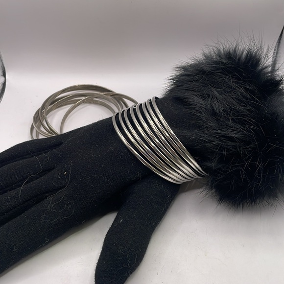 2 bracelet 1 intertwined bangles -1 multi bracelet cuff - Picture 3 of 4